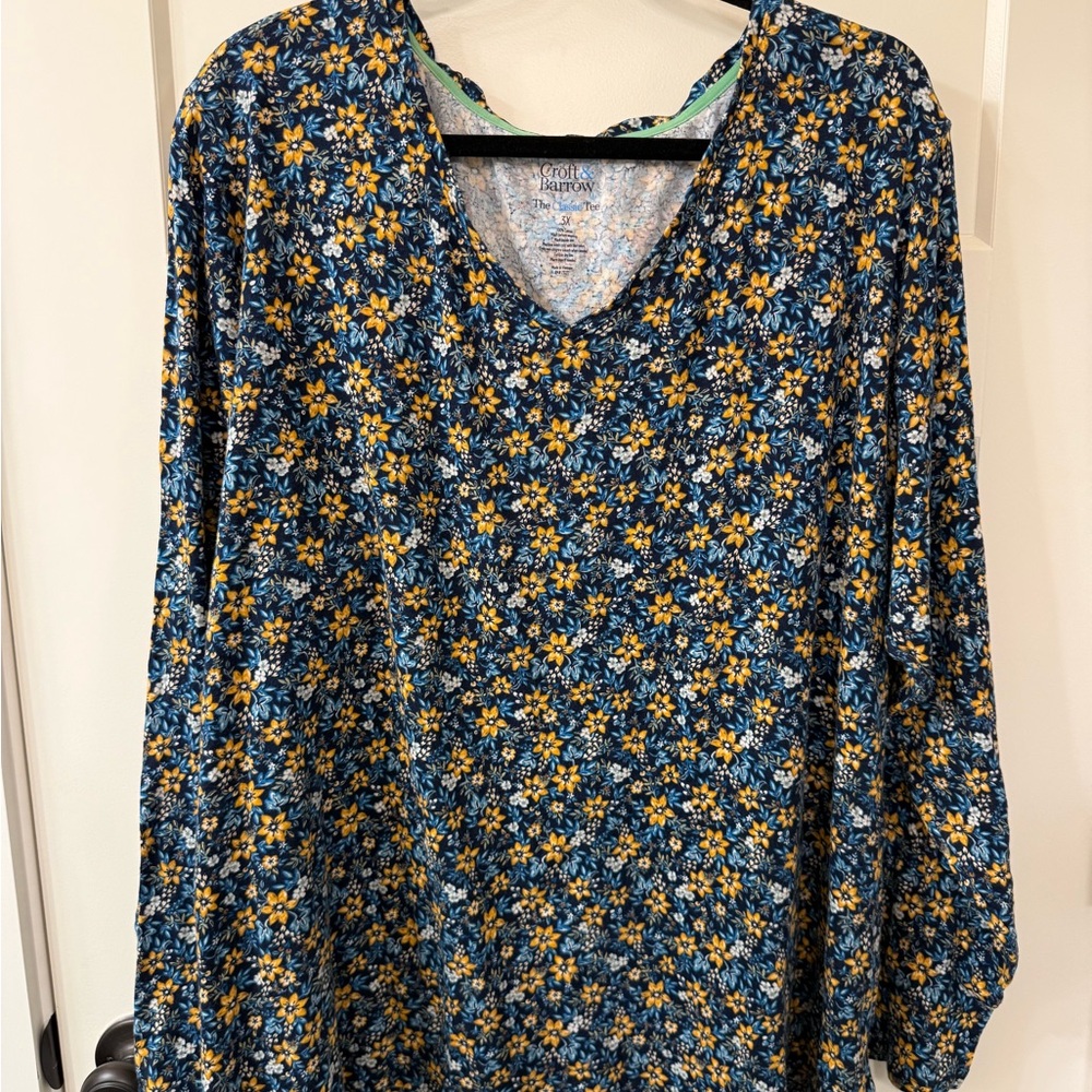 Croft & Barrow Blue and Yellow Floral Long Sleeve Top